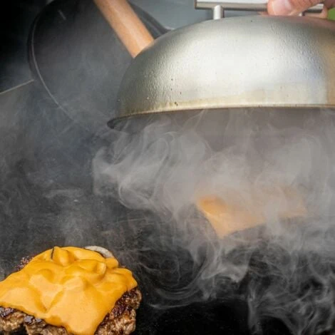 BBQ-Toro Campana Riscaldante In Acciaio Inox (2 Pezzi) Ø 23 Cm Campana Di Servizio, Glosche 3 BBQ-Toro Campana Riscaldante In Acciaio Inox (2 Pezzi) Ø 23 Cm Campana Di Servizio, Glosche - immagine 2